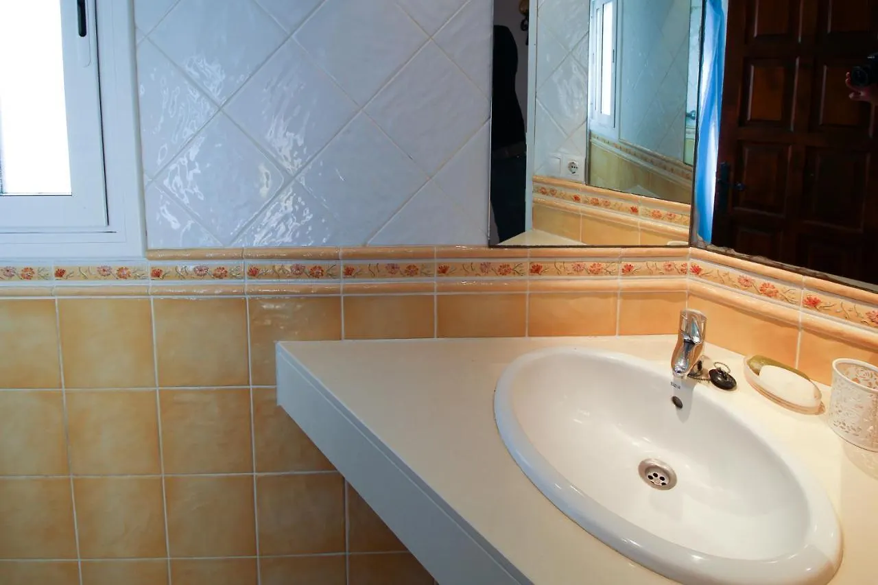 Guadalupe B Sistach Rentals L'Estartit Apartment